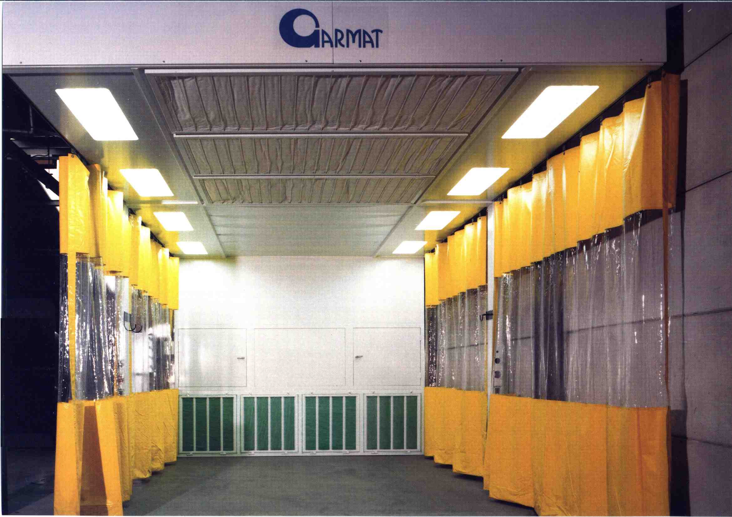 Equindus - Spray booths - car Garmat - Preparation Area